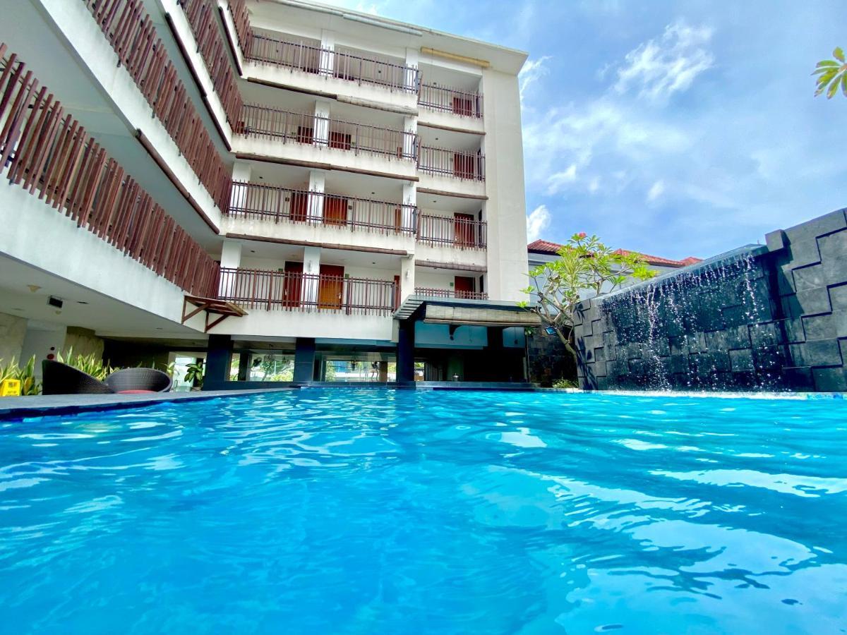 Sun Royal Hotel Kuta Lombok Exterior foto