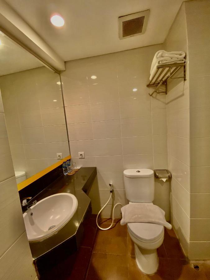 Sun Royal Hotel Kuta Lombok Exterior foto