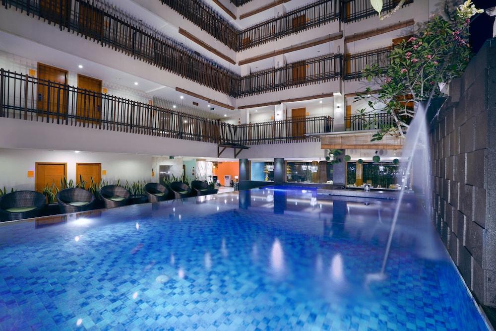 Sun Royal Hotel Kuta Lombok Exterior foto
