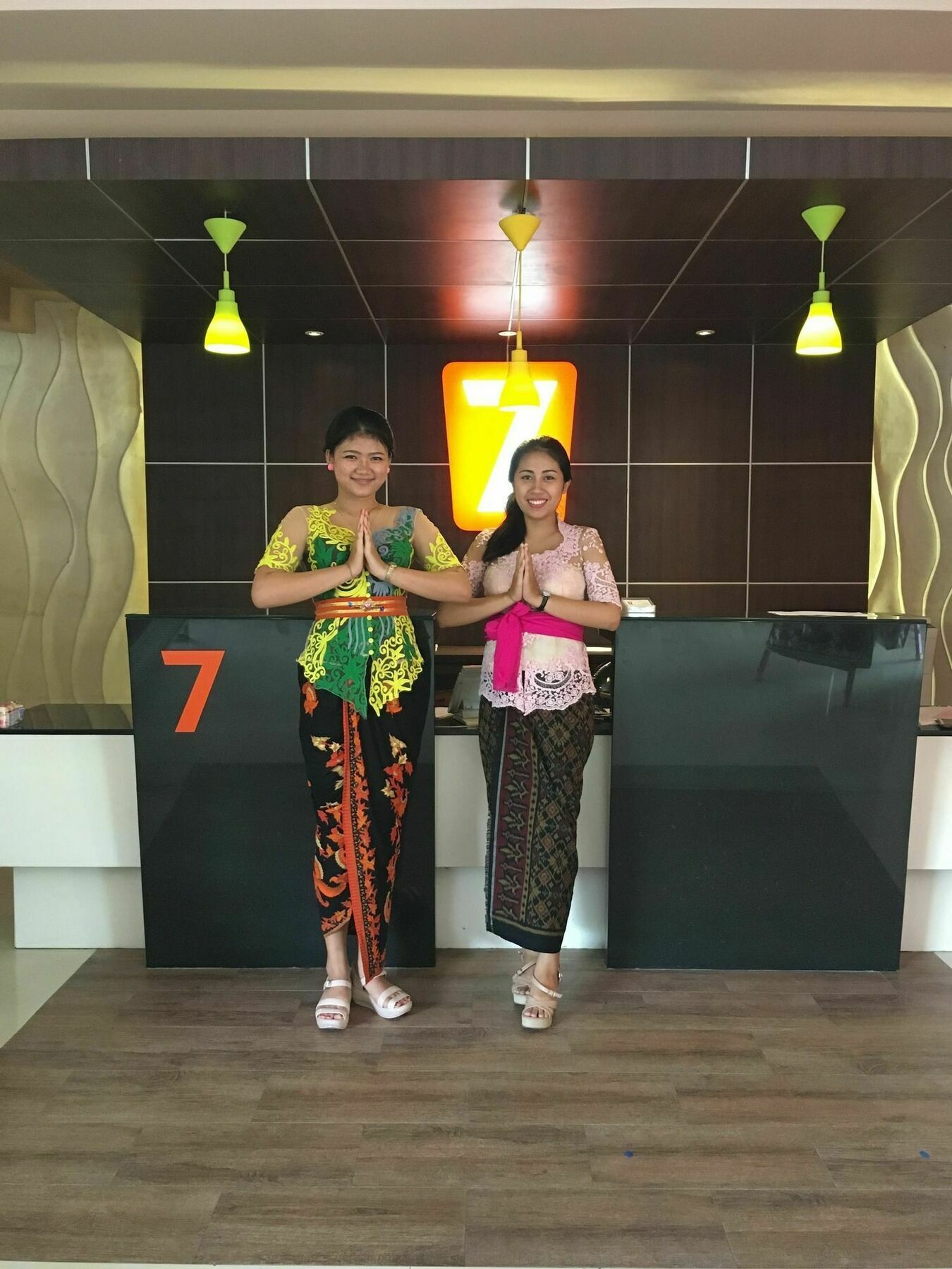 Sun Royal Hotel Kuta Lombok Exterior foto